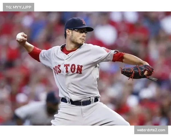 春训实时：扬基与红袜比赛因无人机非法飞越赛场上空而短暂中断